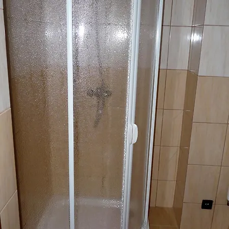 U Hajenky Vrskova بيت للعطل *